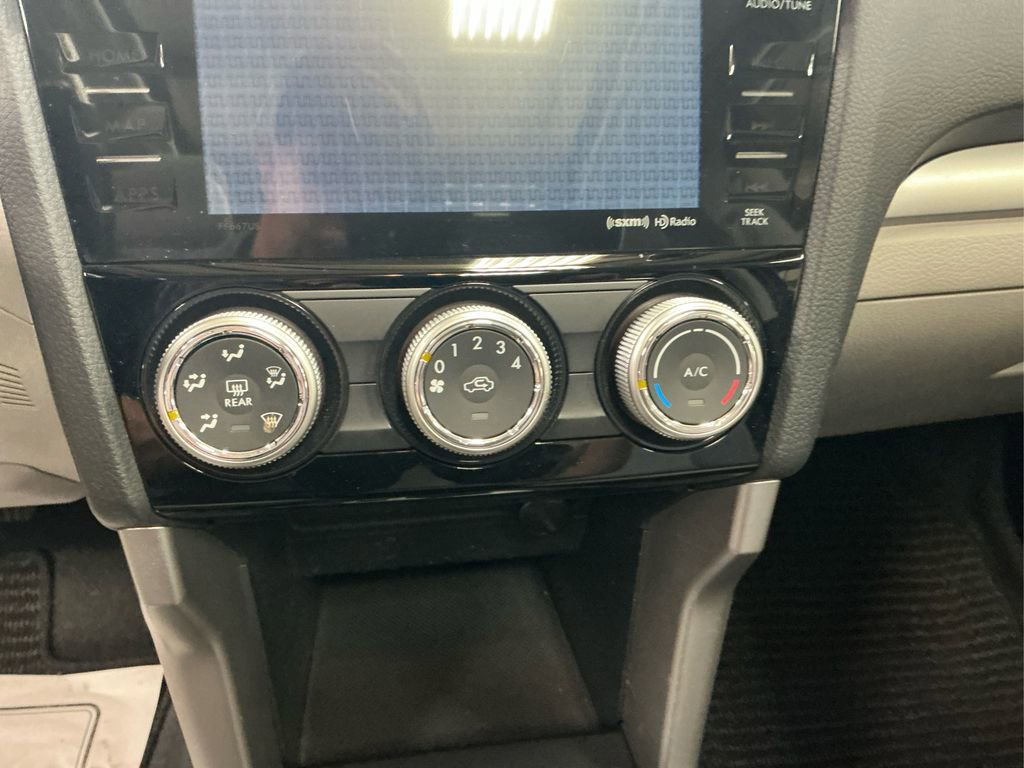 2016 Subaru Forester 2.5i Premium photo 18