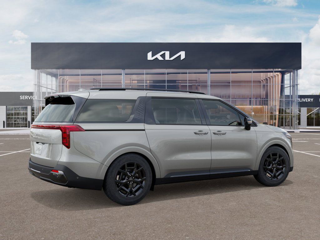 2026 Kia Carnival SX photo 6