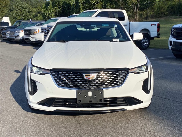 2024 Cadillac CT4 Luxury photo 8