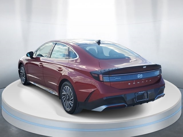 2025 Hyundai Sonata Hybrid Limited photo 3