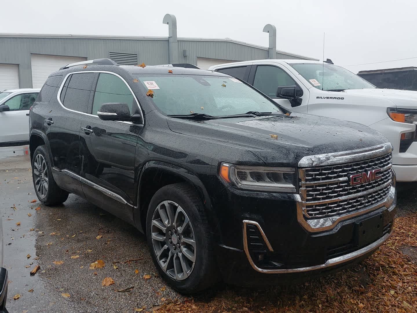 2022 GMC Acadia Denali's photo