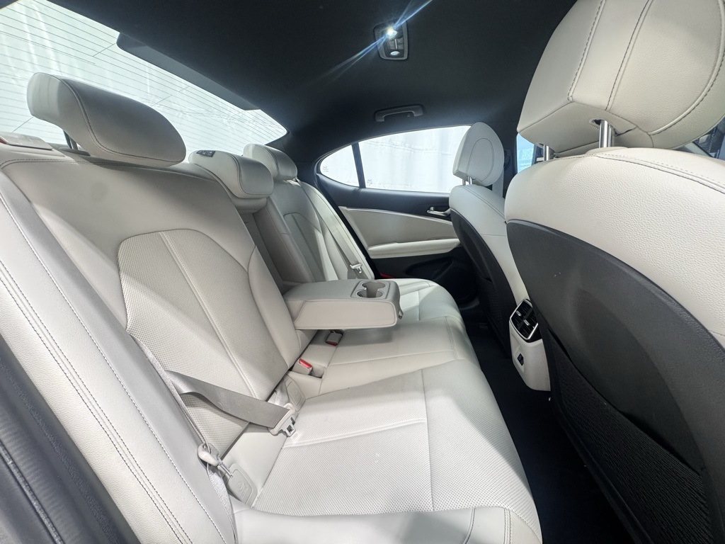 2025 Genesis G70 2.5T photo 26