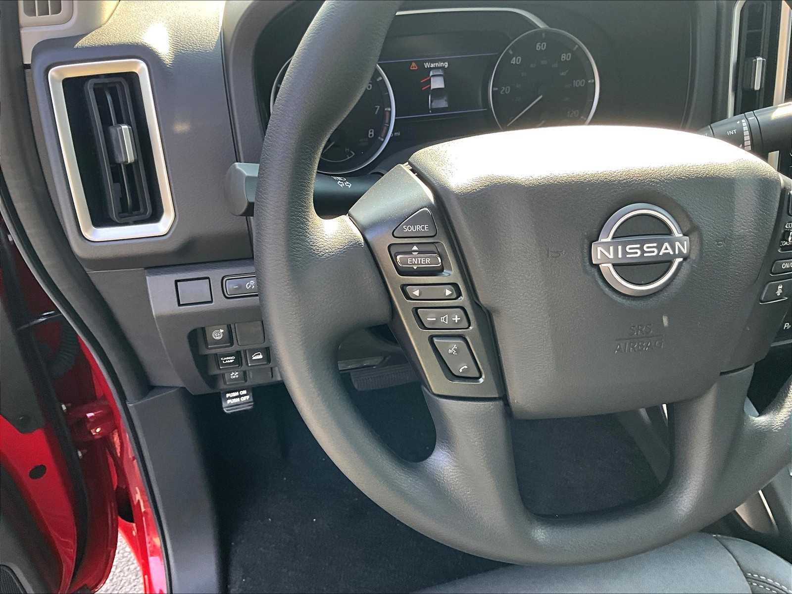 2025 Nissan Frontier SV photo 18