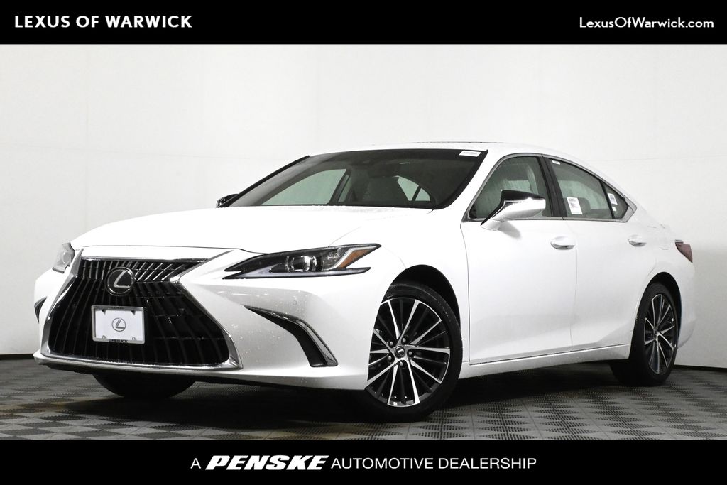 2025 Lexus ES Hybrid 300h's photo
