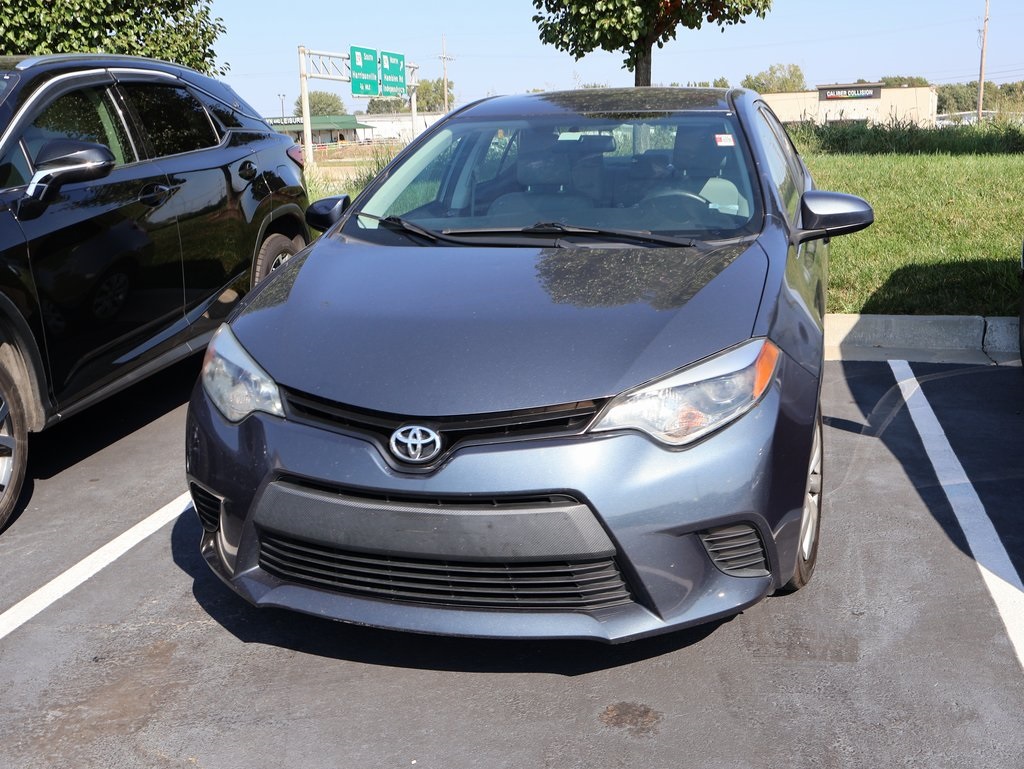 2014 Toyota Corolla L photo 2