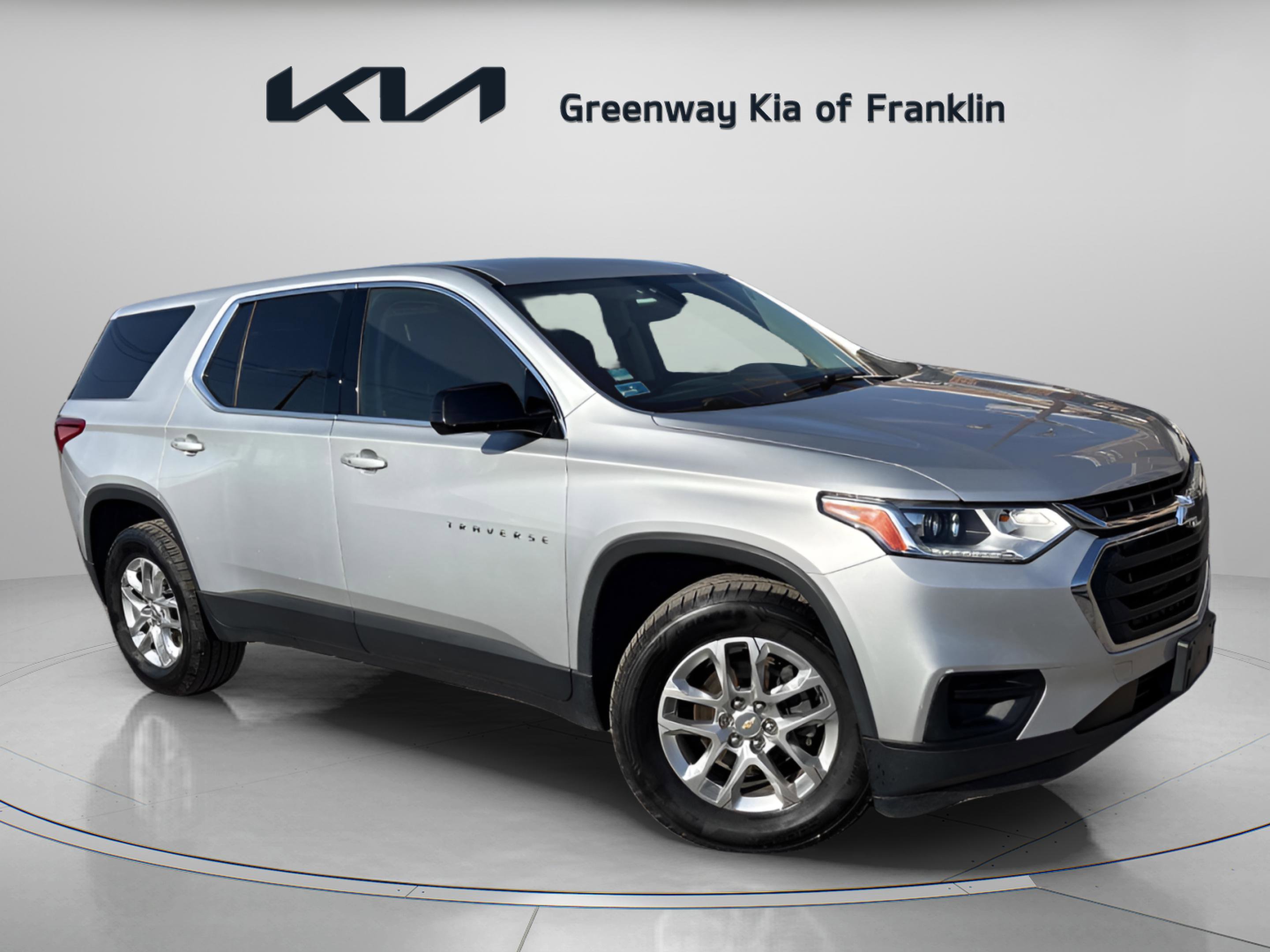 2020 Chevrolet Traverse LS's photo