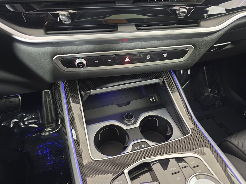 2023 Bmw X7 M60i photo 24