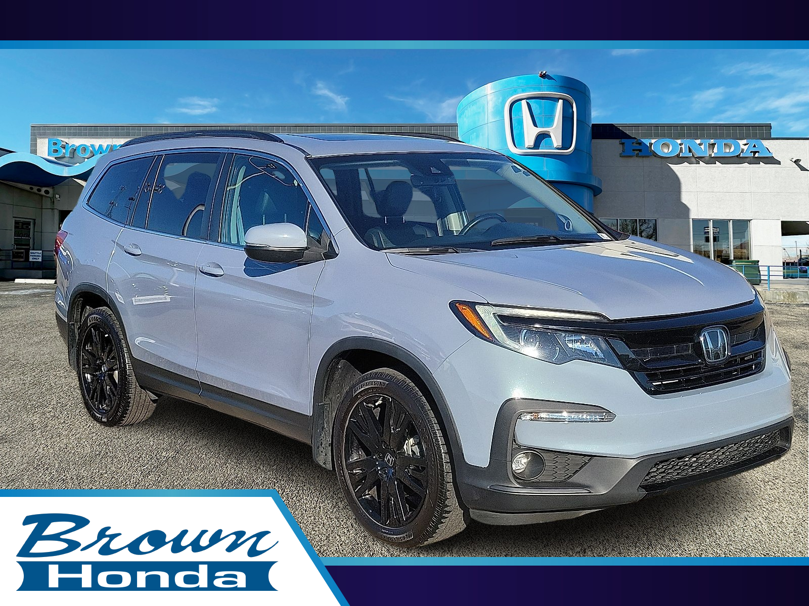 2022 Honda Pilot SE's photo