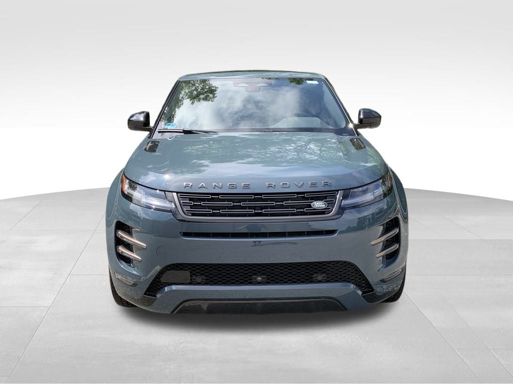 2024 Land Rover Range Rover Evoque Dynamic SE photo 2