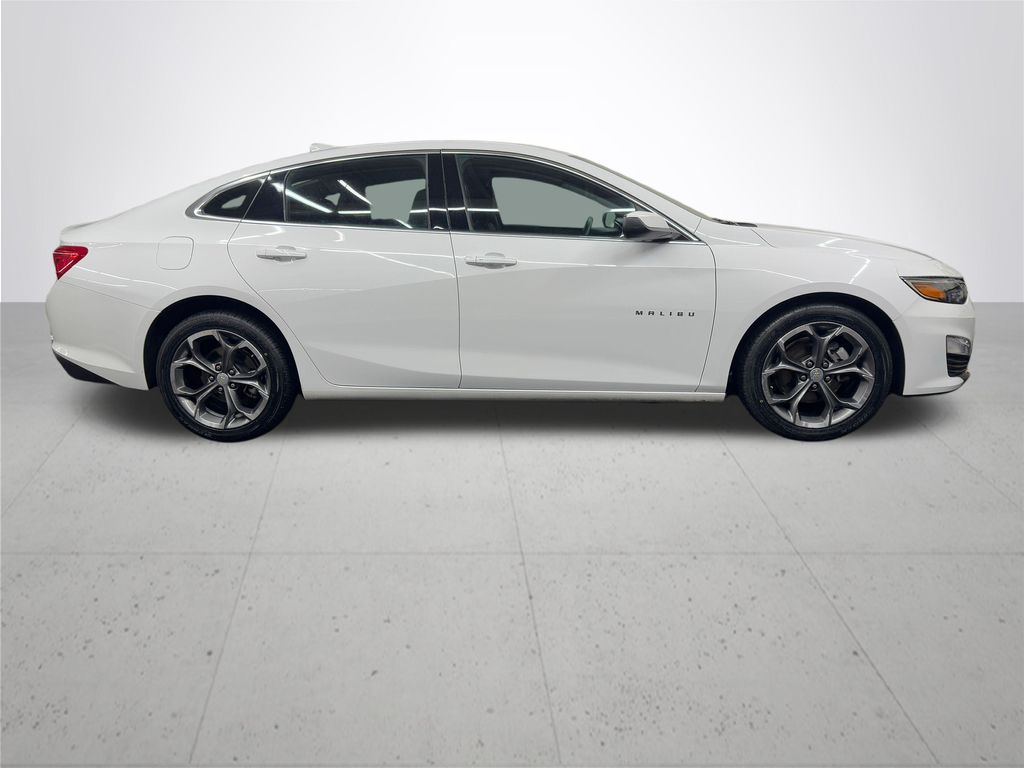 2024 Chevrolet Malibu 1LT photo 8