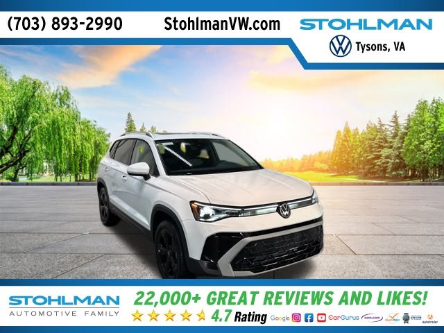 2025 Volkswagen Taos SEL's photo
