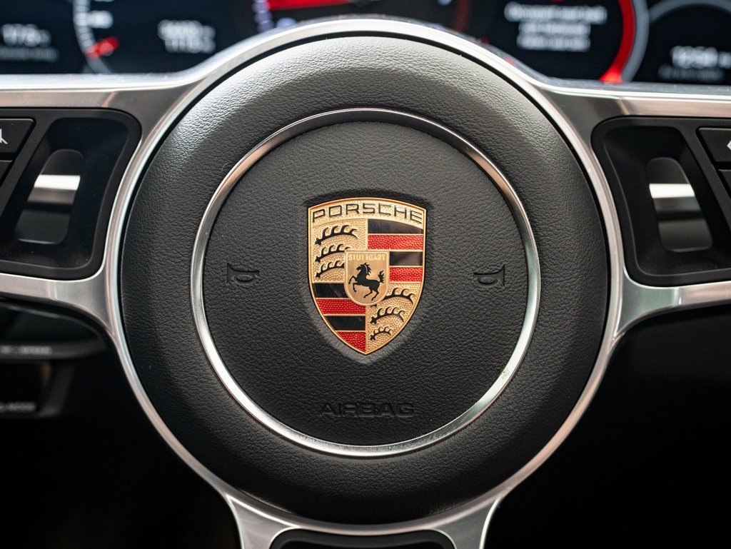 2023 Porsche Cayenne Platinum Edition photo 24