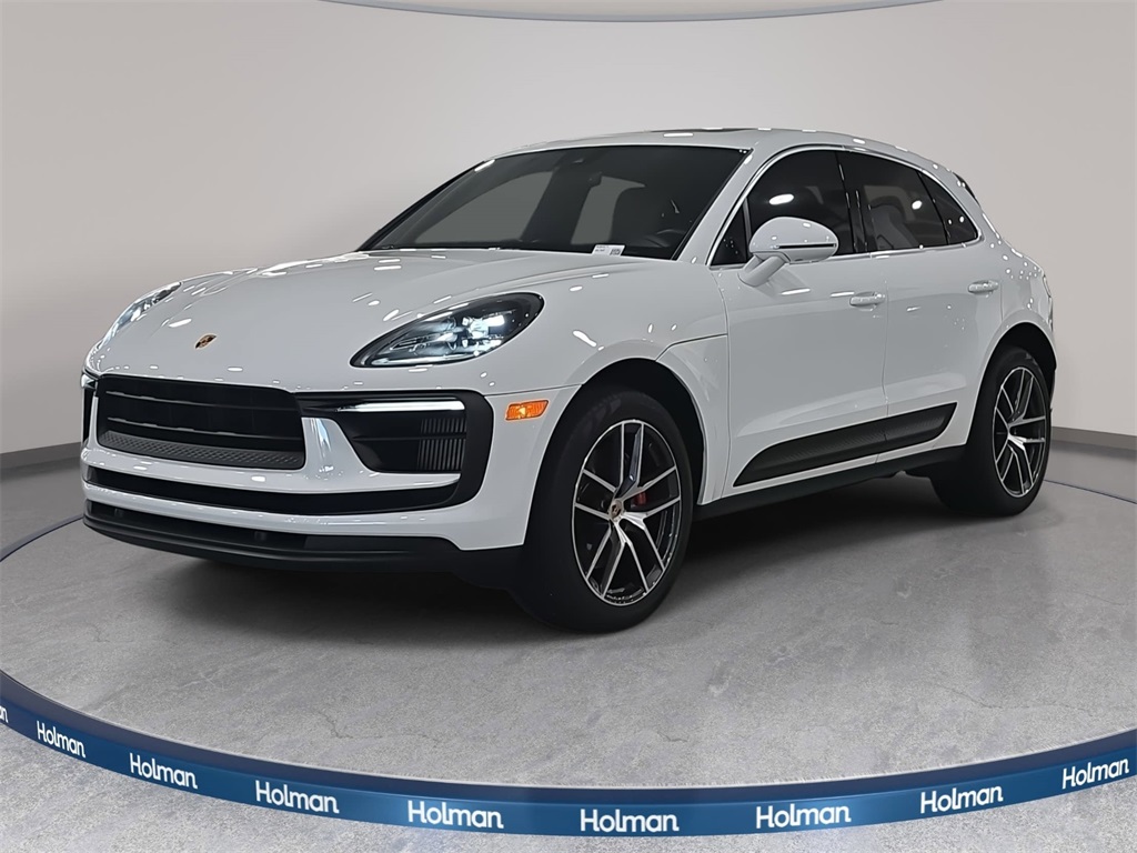2022 Porsche Macan S's photo