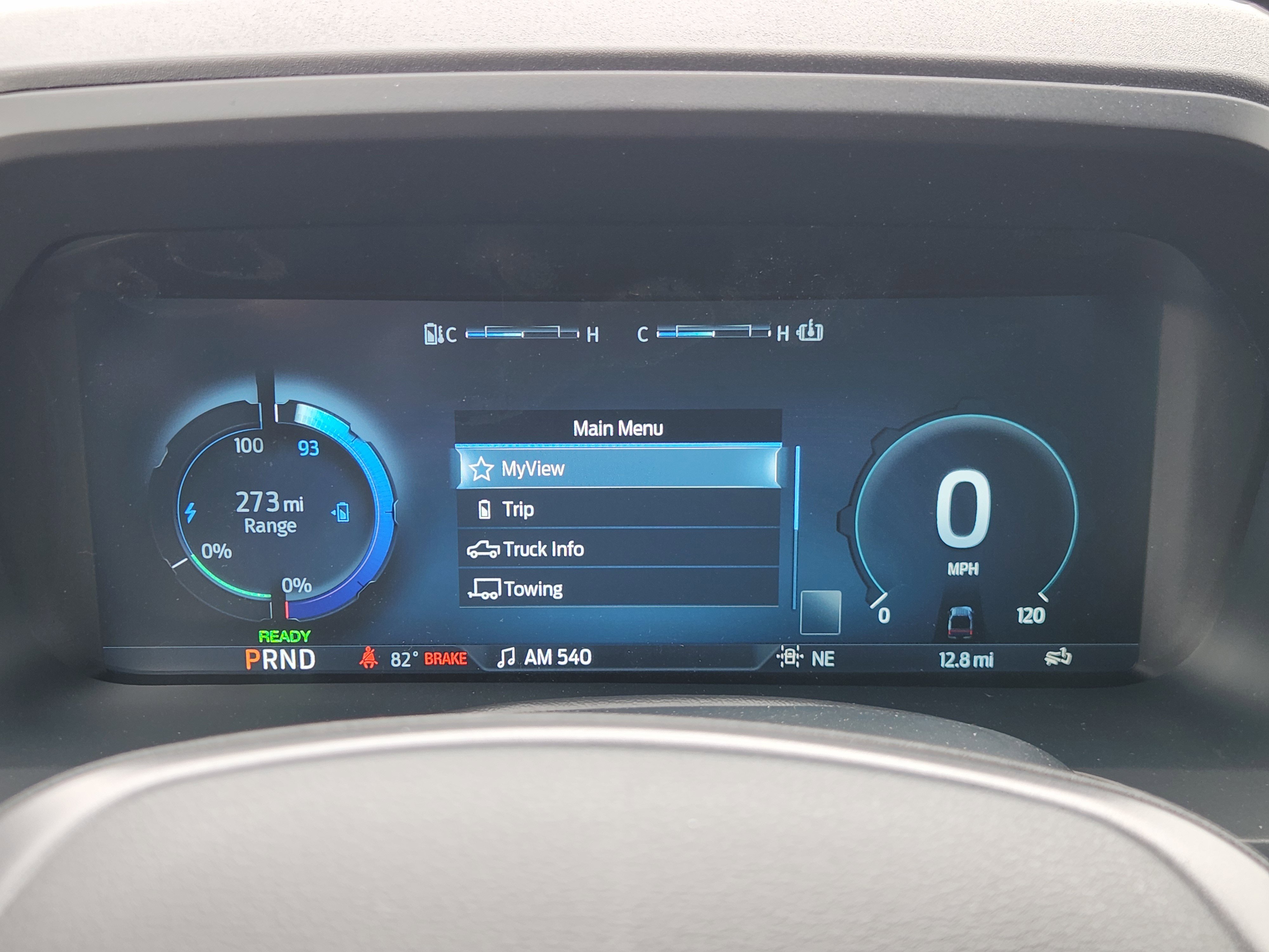 2025 Ford F-150 Lightning Lariat photo 2