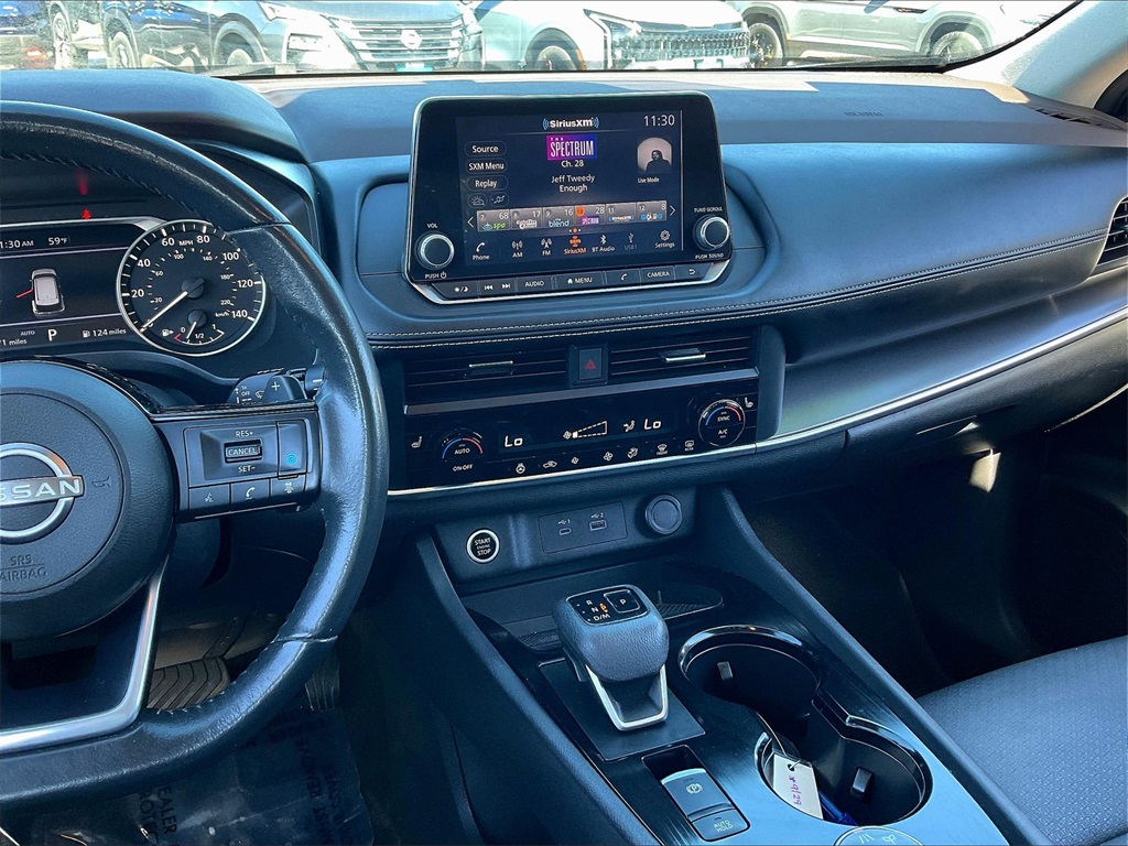 2023 Nissan Rogue SV photo 17