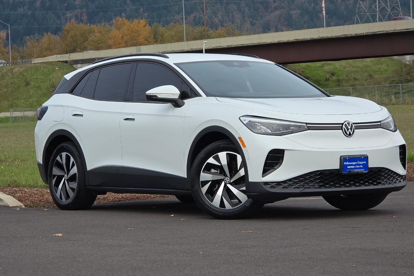 2023 Volkswagen ID.4 STANDARD