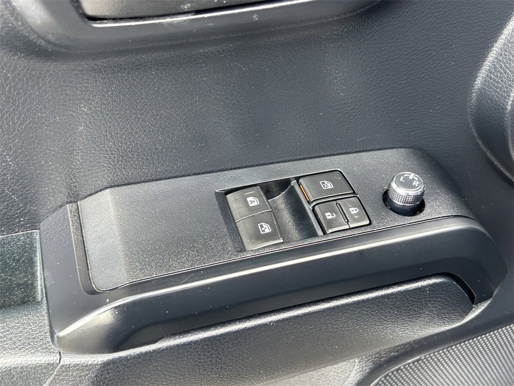2018 Toyota Tacoma SR photo 14