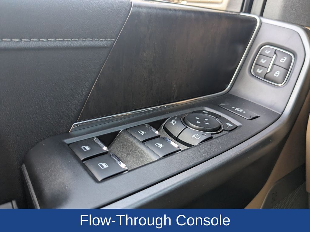 2025 Ford F-250 Lariat photo 27