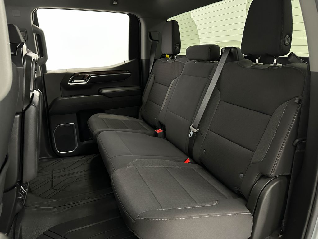 2023 Chevrolet Silverado 1500 LT photo 14