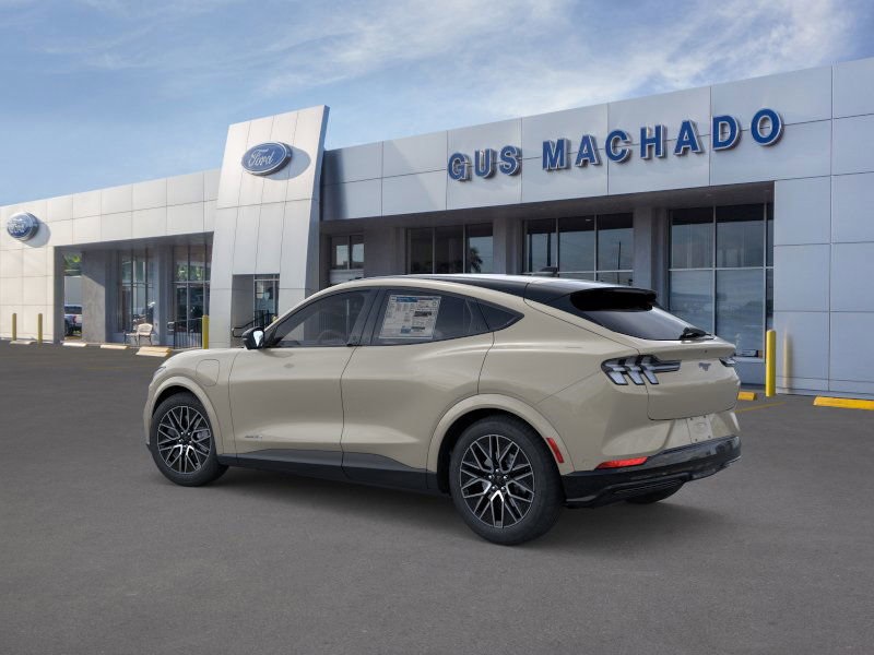 2025 Ford Mustang Mach-E Premium photo 4
