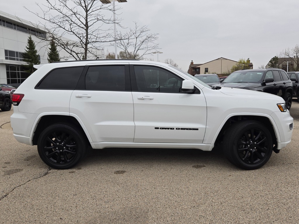 2022 Jeep Cherokee Laredo X photo 6