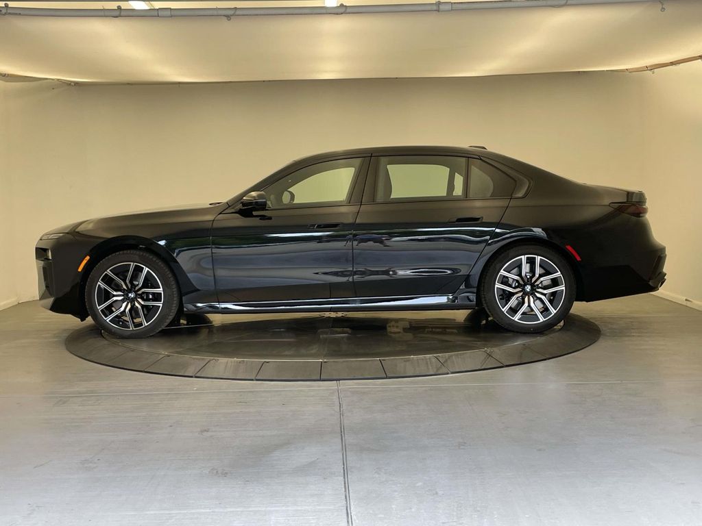2025 Bmw 760i xDrive photo 2