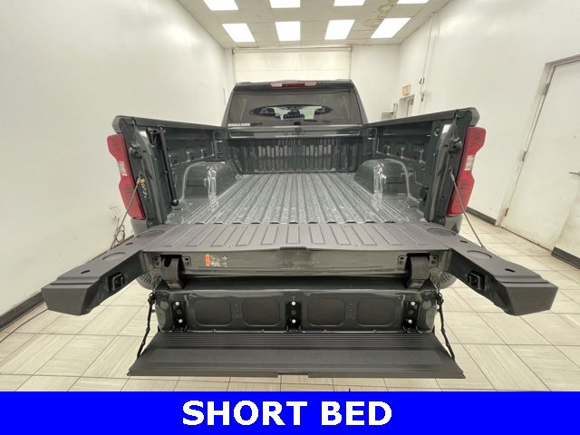 2025 Chevrolet Silverado 1500 Custom Trail Boss photo 6
