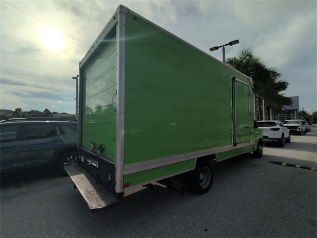 2015 Chevrolet Express 3500 Work Van photo 5