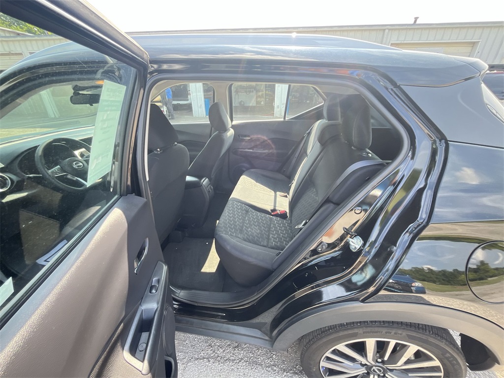 2024 Nissan Kicks SV photo 21