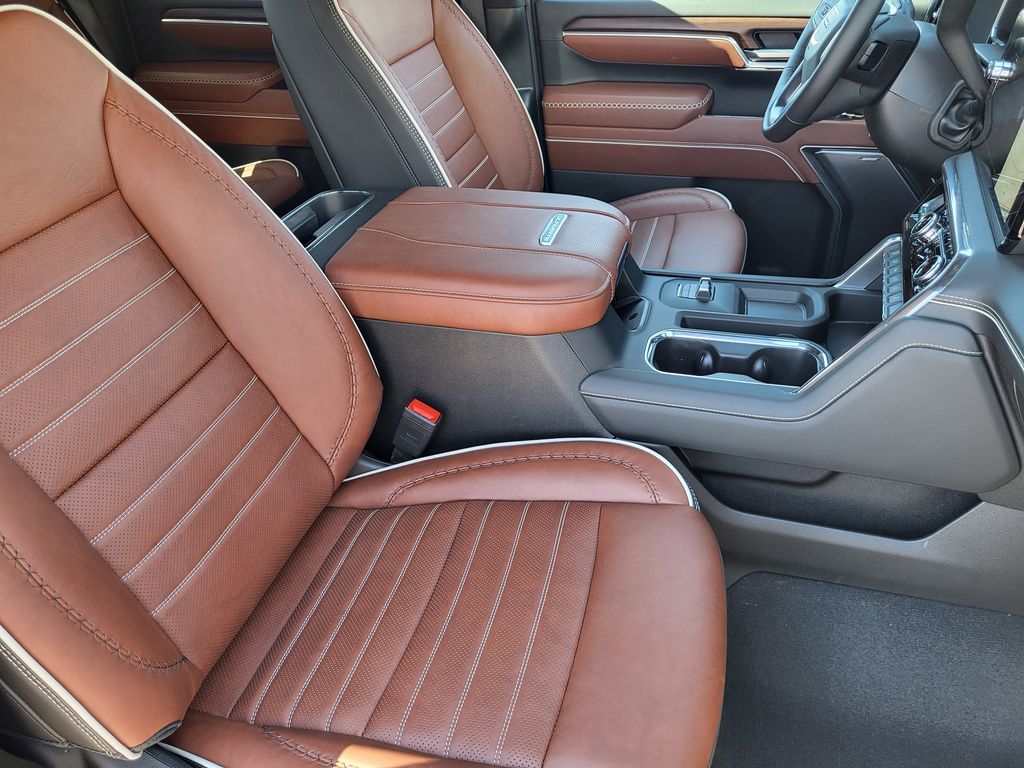2025 Gmc Sierra 3500 HD Denali Ultimate photo 7