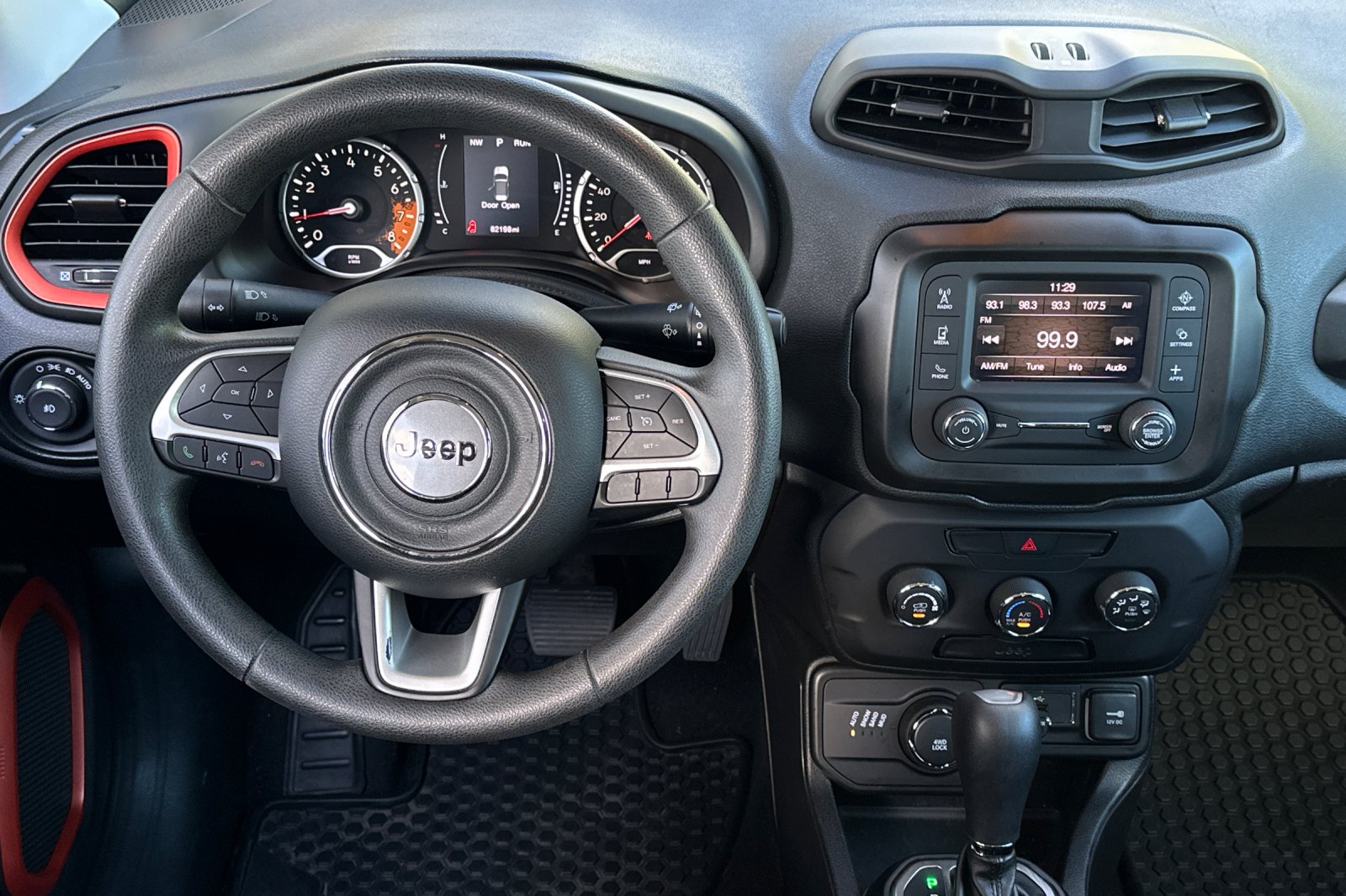 2018 Jeep Renegade Sport photo 10