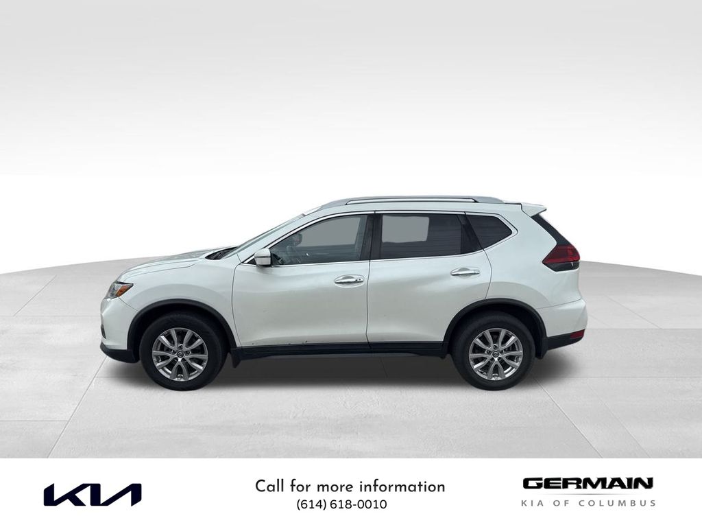 2018 Nissan Rogue SV photo 8