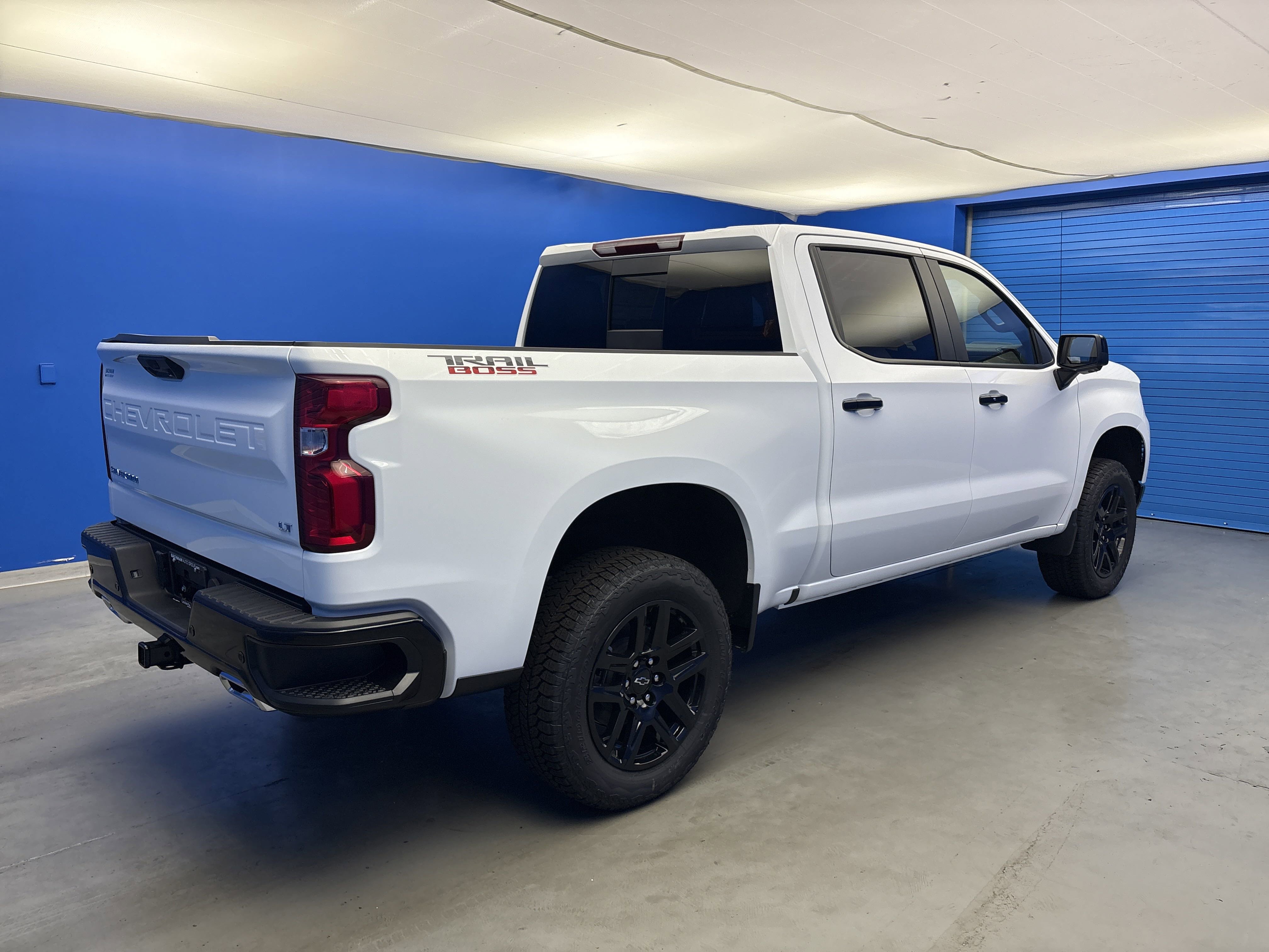 2026 Chevrolet Silverado 1500 LT Trail Boss photo 4