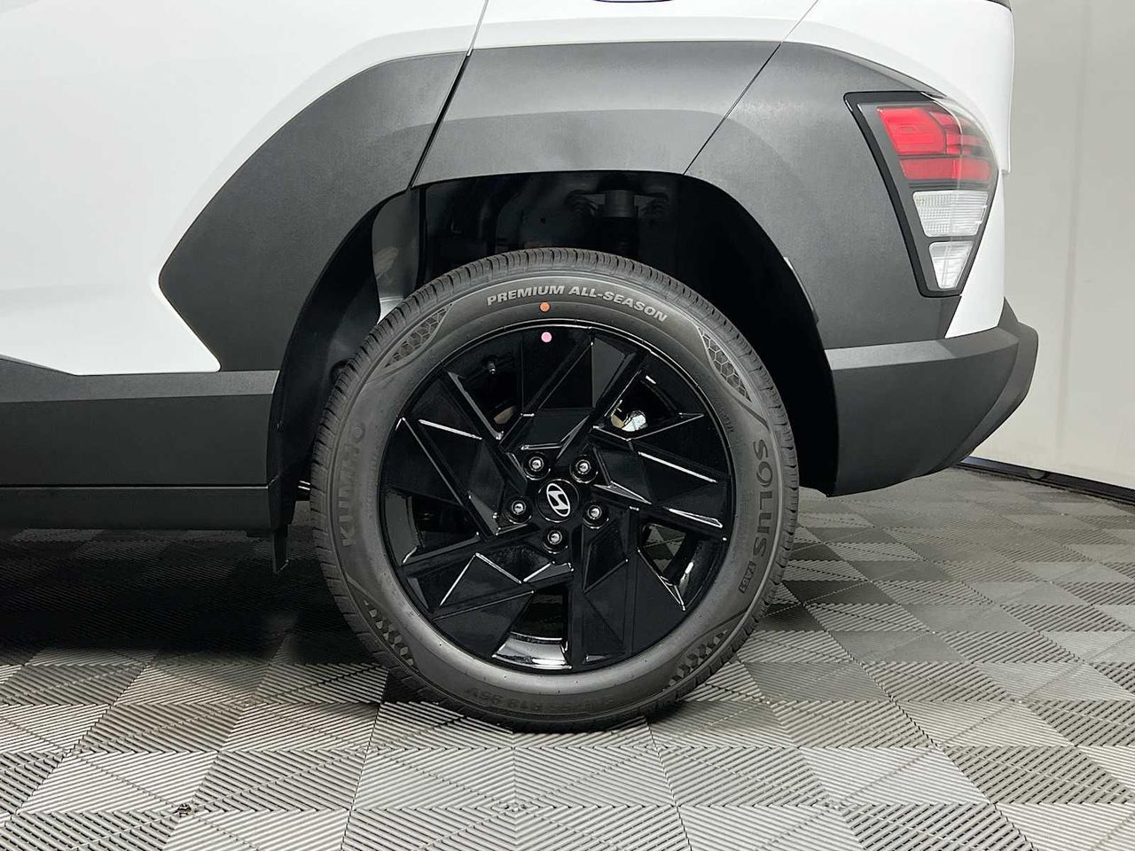 2026 Hyundai Kona SEL photo 6