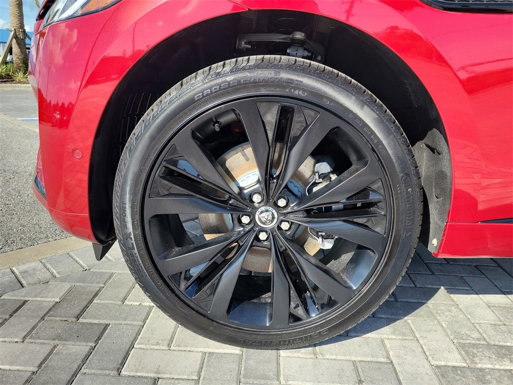2026 Jaguar F-PACE P400 R-Dynamic S photo 11