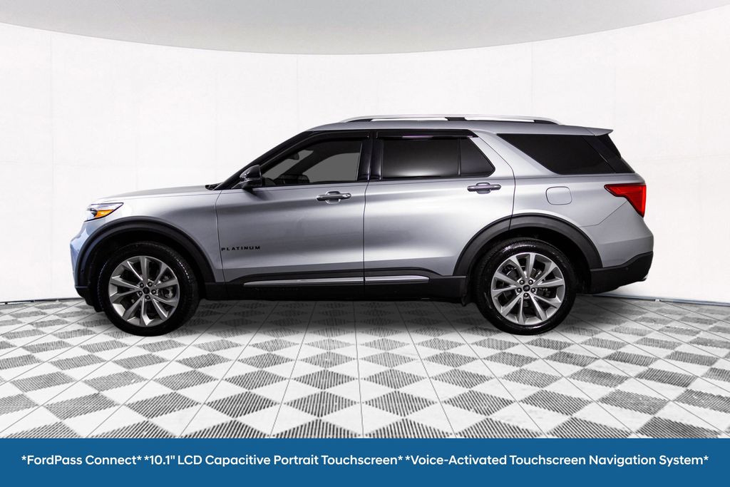 2022 Ford Explorer Platinum photo 3