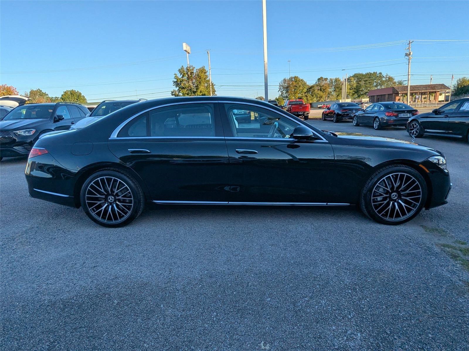 2026 Mercedes Benz S 500 4MATIC photo 4