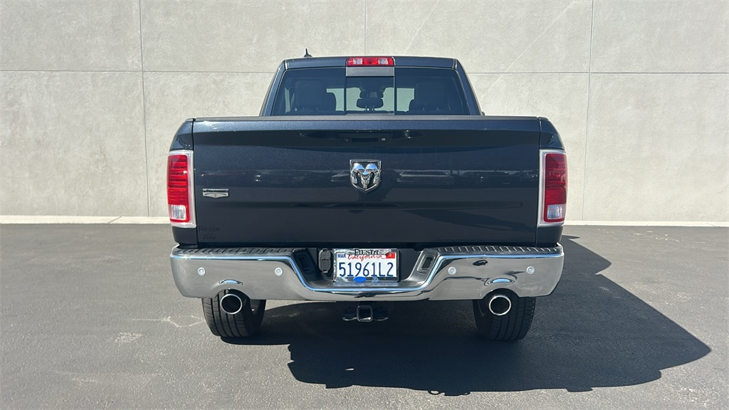 2018 Ram 1500 Laramie photo 3