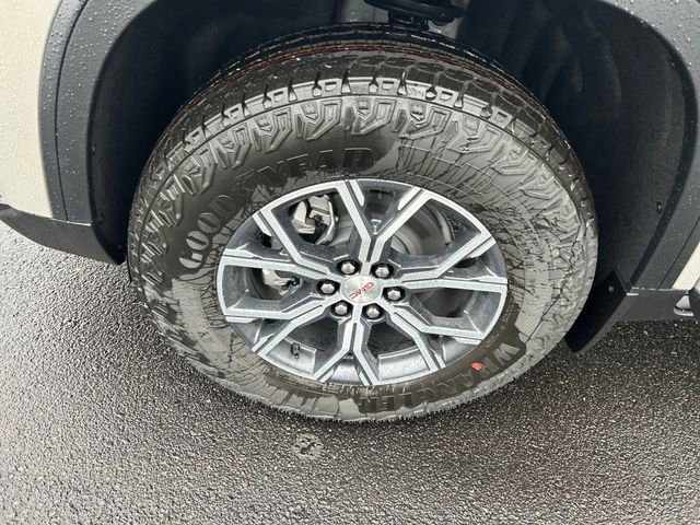 2026 Gmc Acadia AT4 photo 21