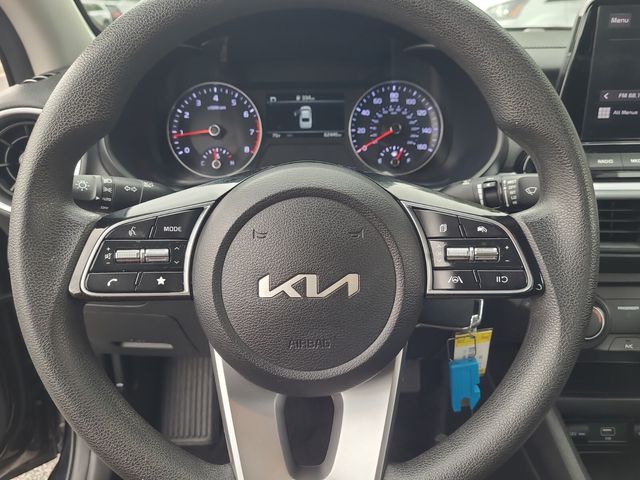 2023 Kia Forte LXS photo 10