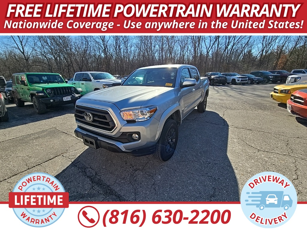 2023 Toyota Tacoma SR5's photo