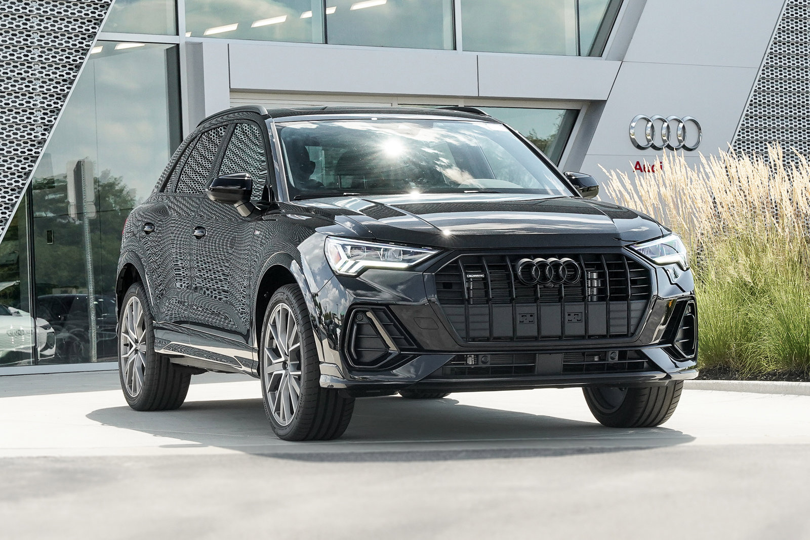 2025 Audi Q3 S Line Premium Plus's photo