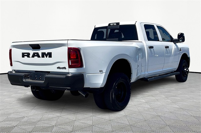 2025 Ram 3500 Tradesman photo 13