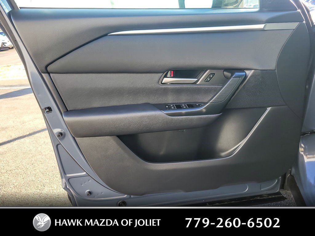 2025 MAZDA CX-50 - Image 15