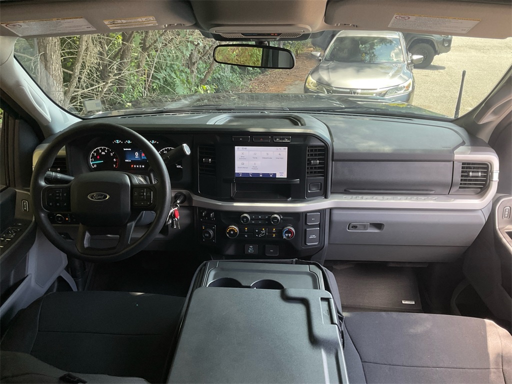 2024 Ford F-250 XLT photo 18