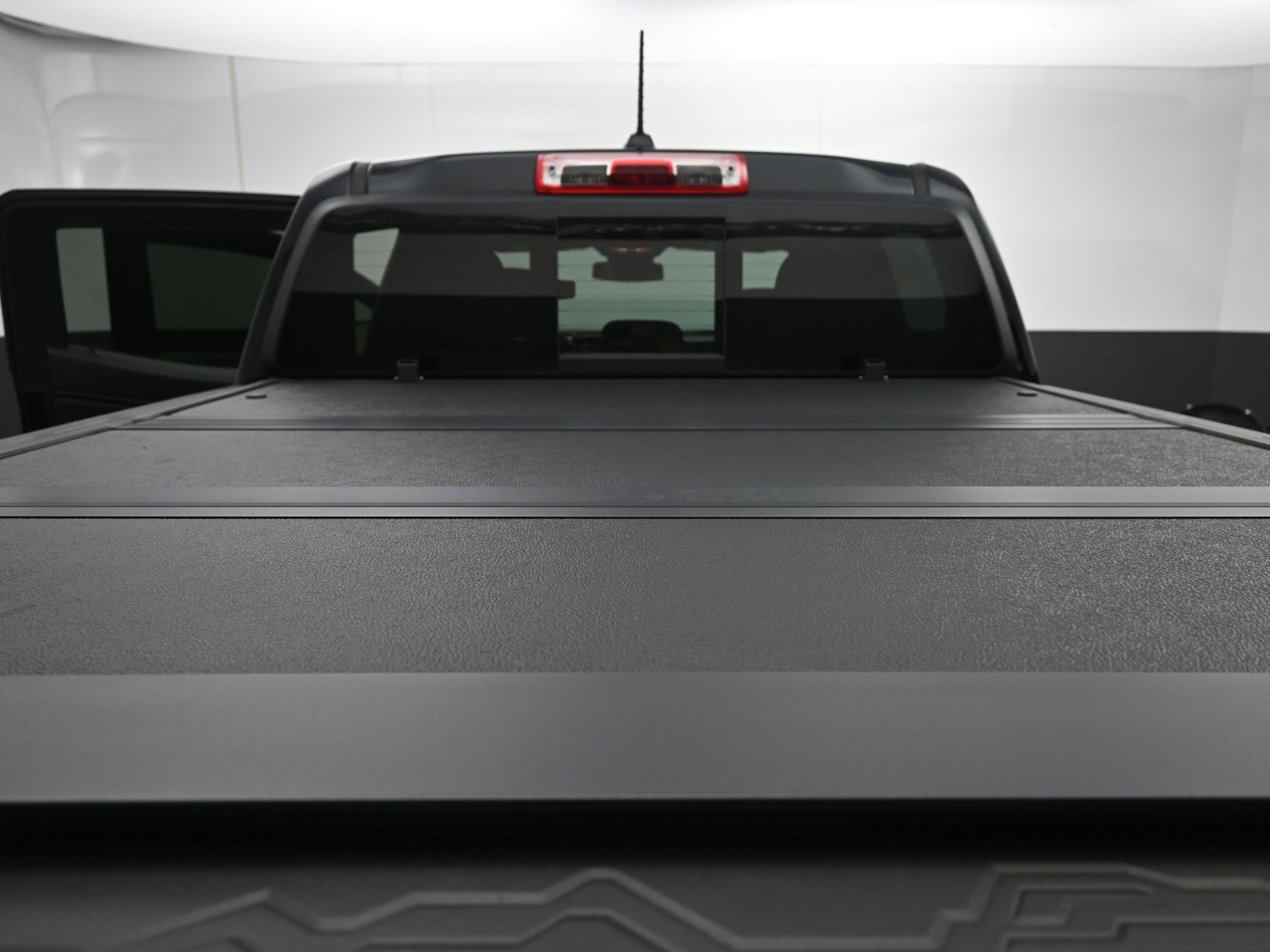 2024 Gmc Canyon Denali photo 14