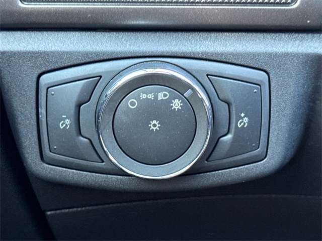 2020 Ford Fusion Hybrid SE photo 22