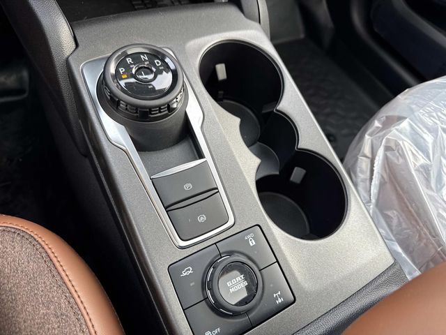 2025 Ford Bronco Sport Outer Banks photo 11