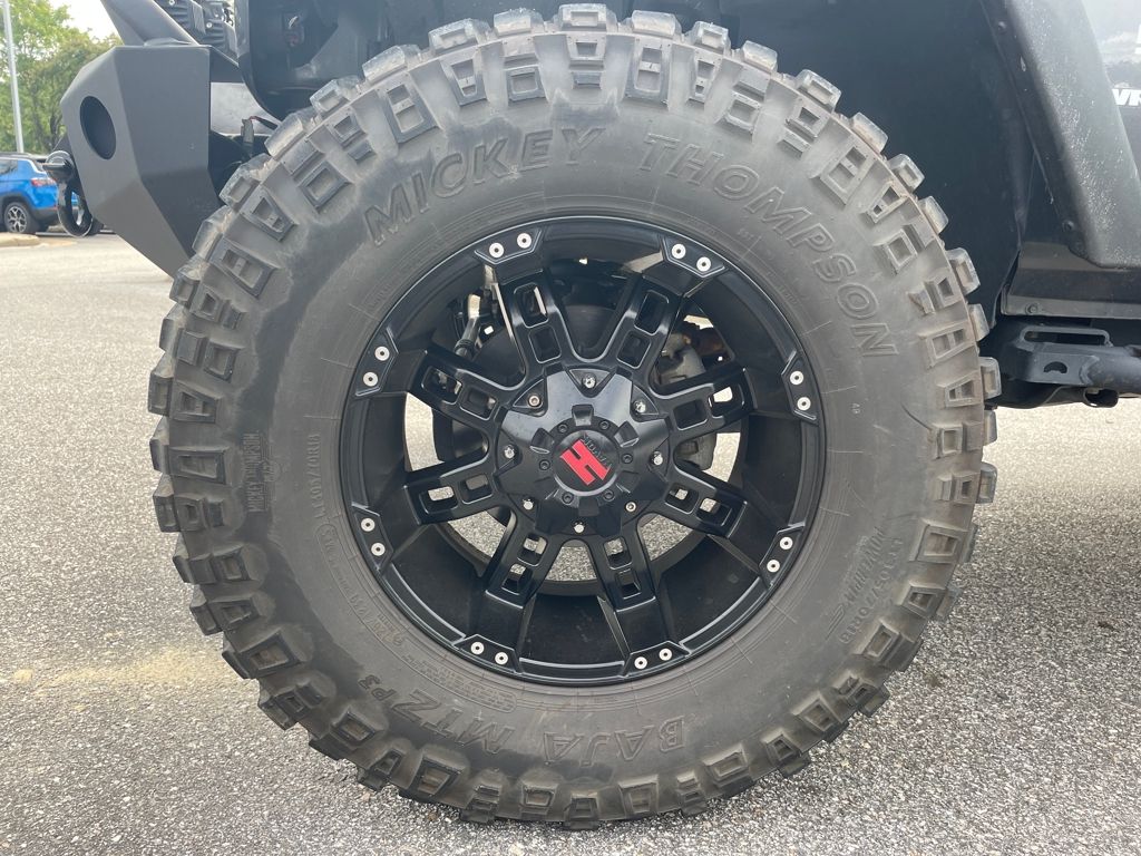 2017 Jeep Wrangler Sport photo 5