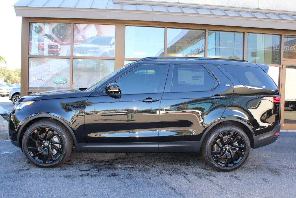 2025 Land Rover Discovery P300 S photo 4